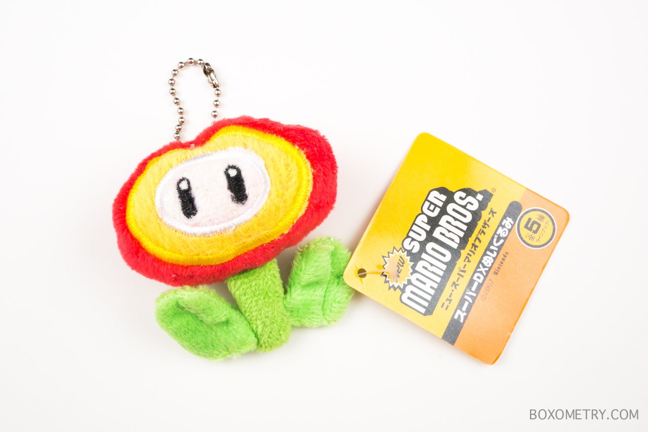 Boxometry Gamer Girl Monthly July 2015 Review - Super Mario Fire Flower Plush Keychain
