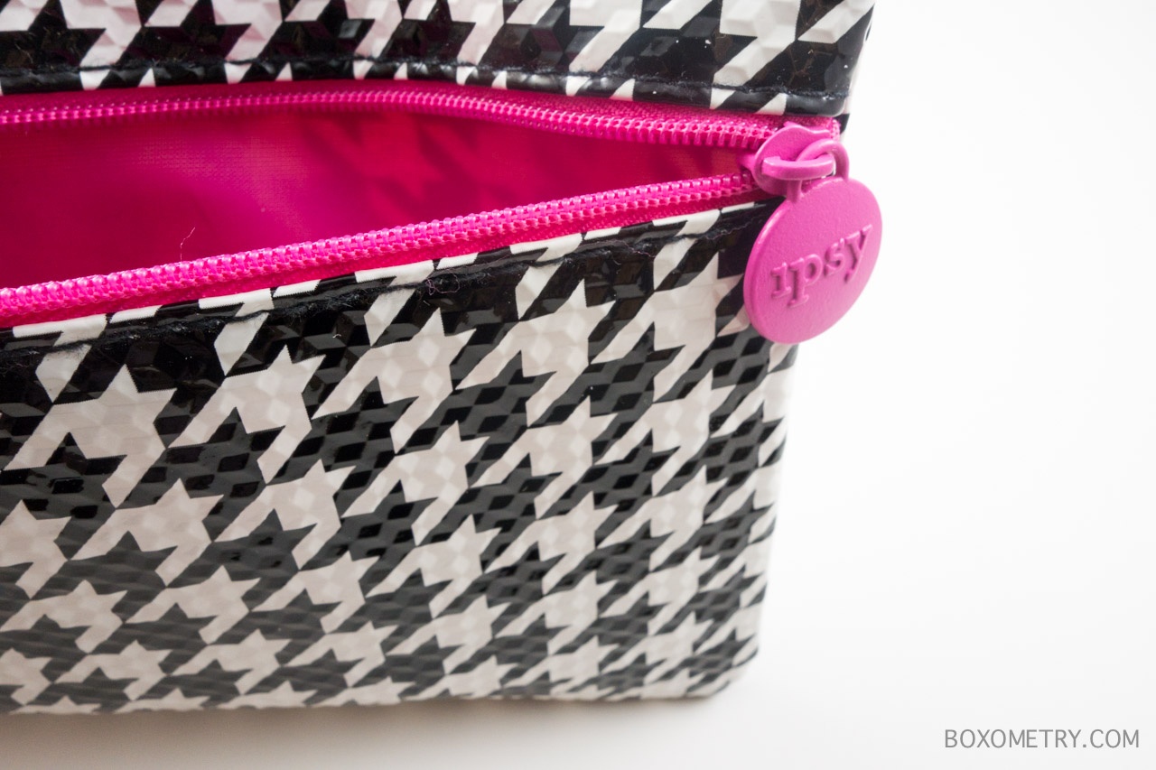 Boxometry ipsy July 2015 Review - Glam Bag Closeup